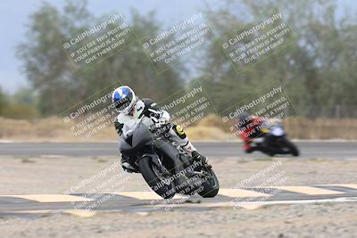 media/Nov-15-2025-Race Pace (Sat) [[8de605a2d8]]/Verified Riders/Turn 3 (925am)/